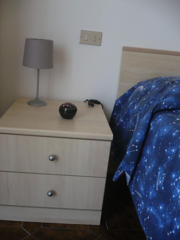 Appartamento Michela Brenzone sul Garda Zimmer foto